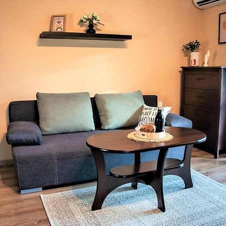 Apartament "Klimatycznie" - Przytulny, 4-Osobowy, Jelenia Gora, Cieplice Εξωτερικό φωτογραφία